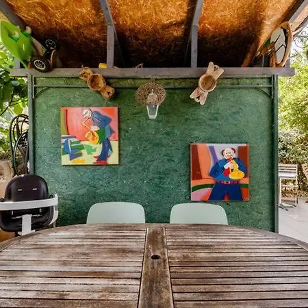 Portopollo Surfhouse C *